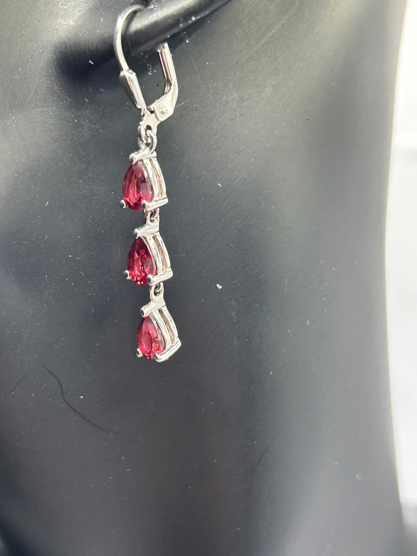 Dazzling 3.04ct Rhodolite Garnet Sterling Silver Triple Drop Earrings (3.38g)