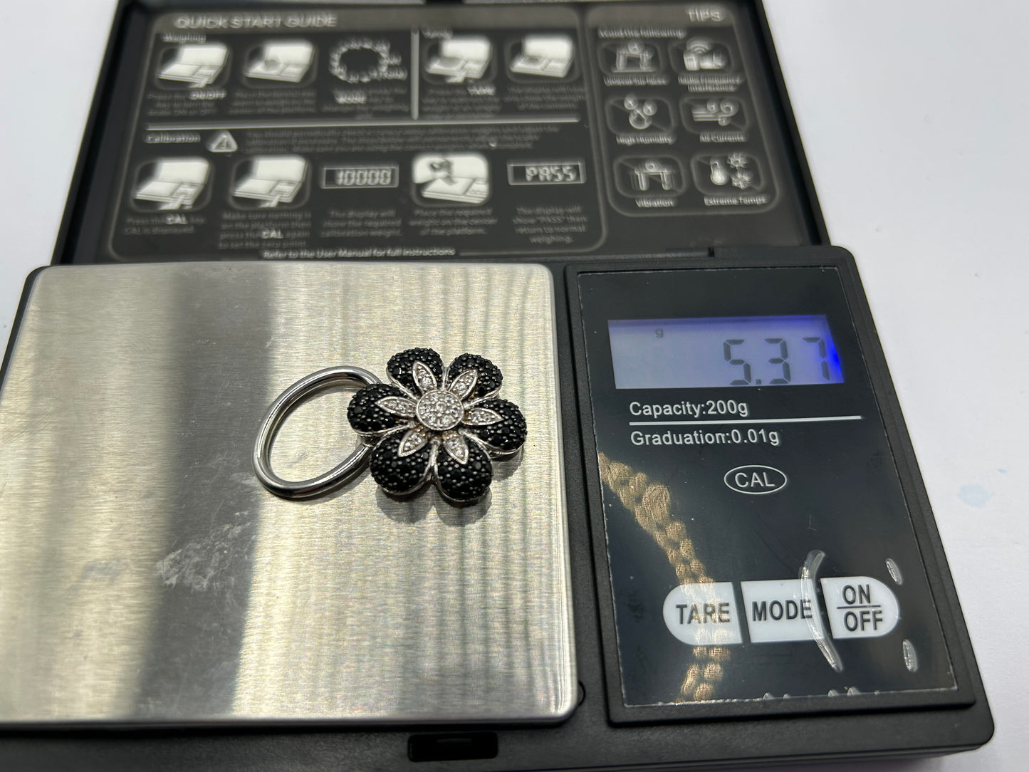 Sparkling 1.14ct Black Spinel & White Zircon Sterling Silver Flower Pendant (3.77g)