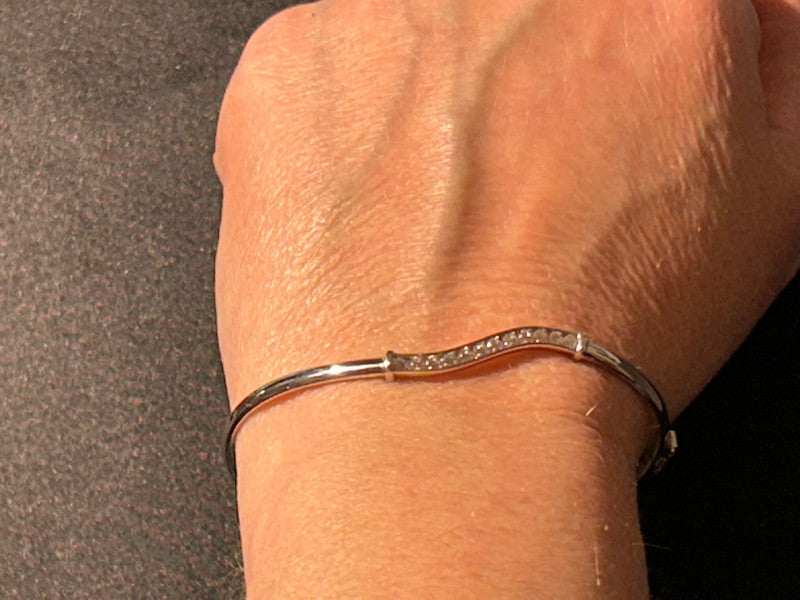 Elegant Silver 925 Bangle – 4g