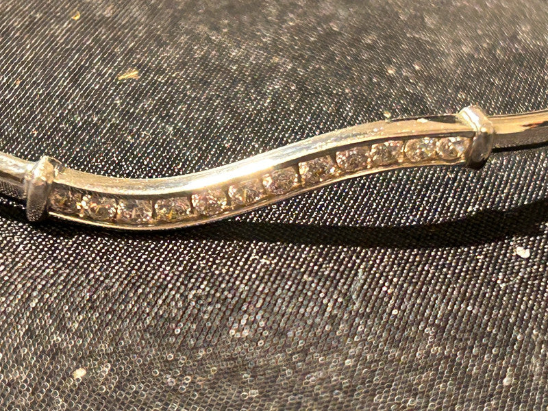 Elegant Silver 925 Bangle – 4g