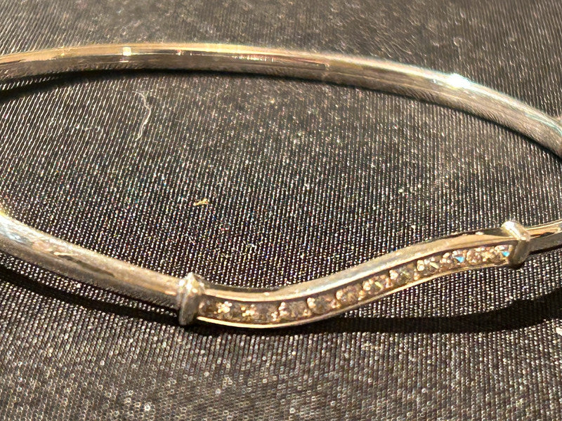 Elegant Silver 925 Bangle – 4g