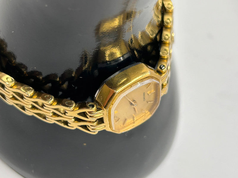 Elegant Vintage Seiko Gold Tone Ladies Wind Up Watch - Retro Octagonal Design - Working