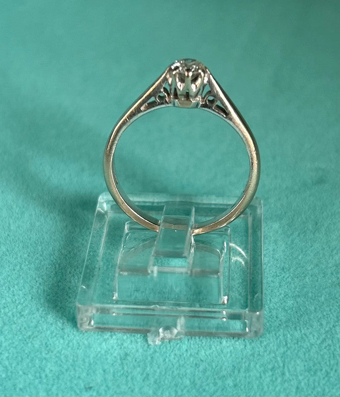 18ct White Gold Solitaire Diamond Ring (1/4ct) Size K 1/2 Hallmarked