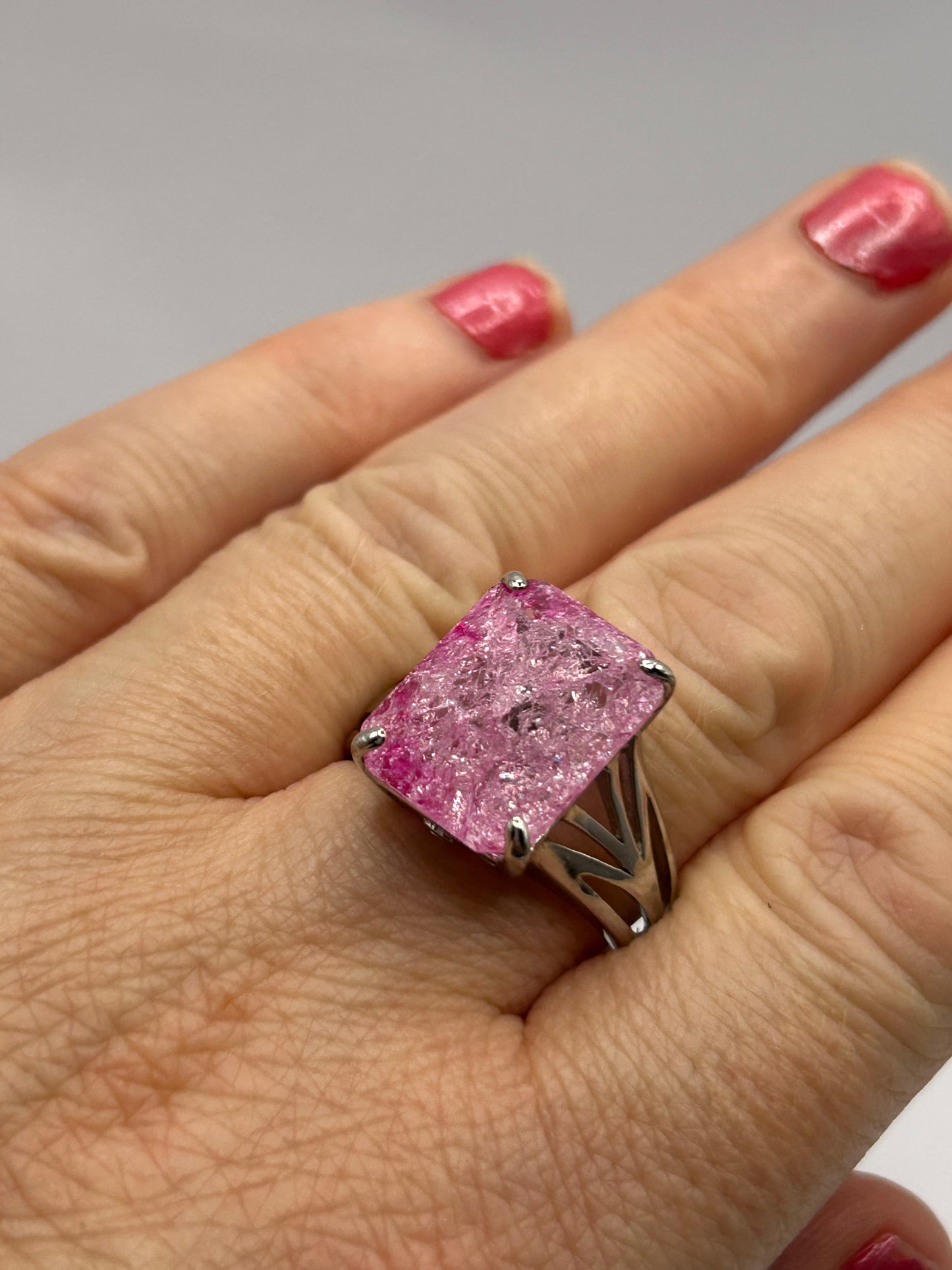 Sterling Silver Pink Crackled Quartz Ring - Size T 1/2 - With Certificate