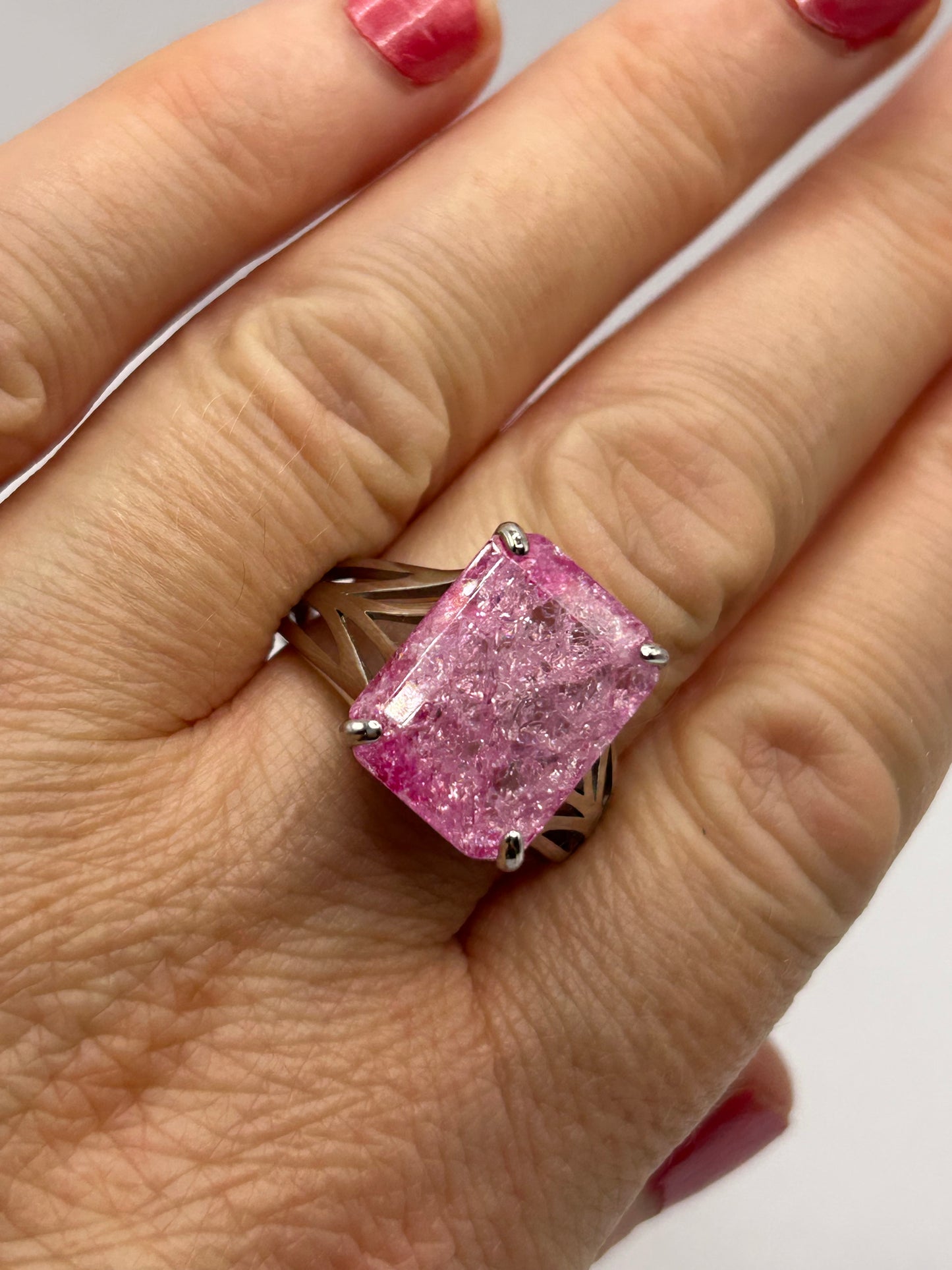 Sterling Silver Pink Crackled Quartz Ring - Size T 1/2 - With Certificate
