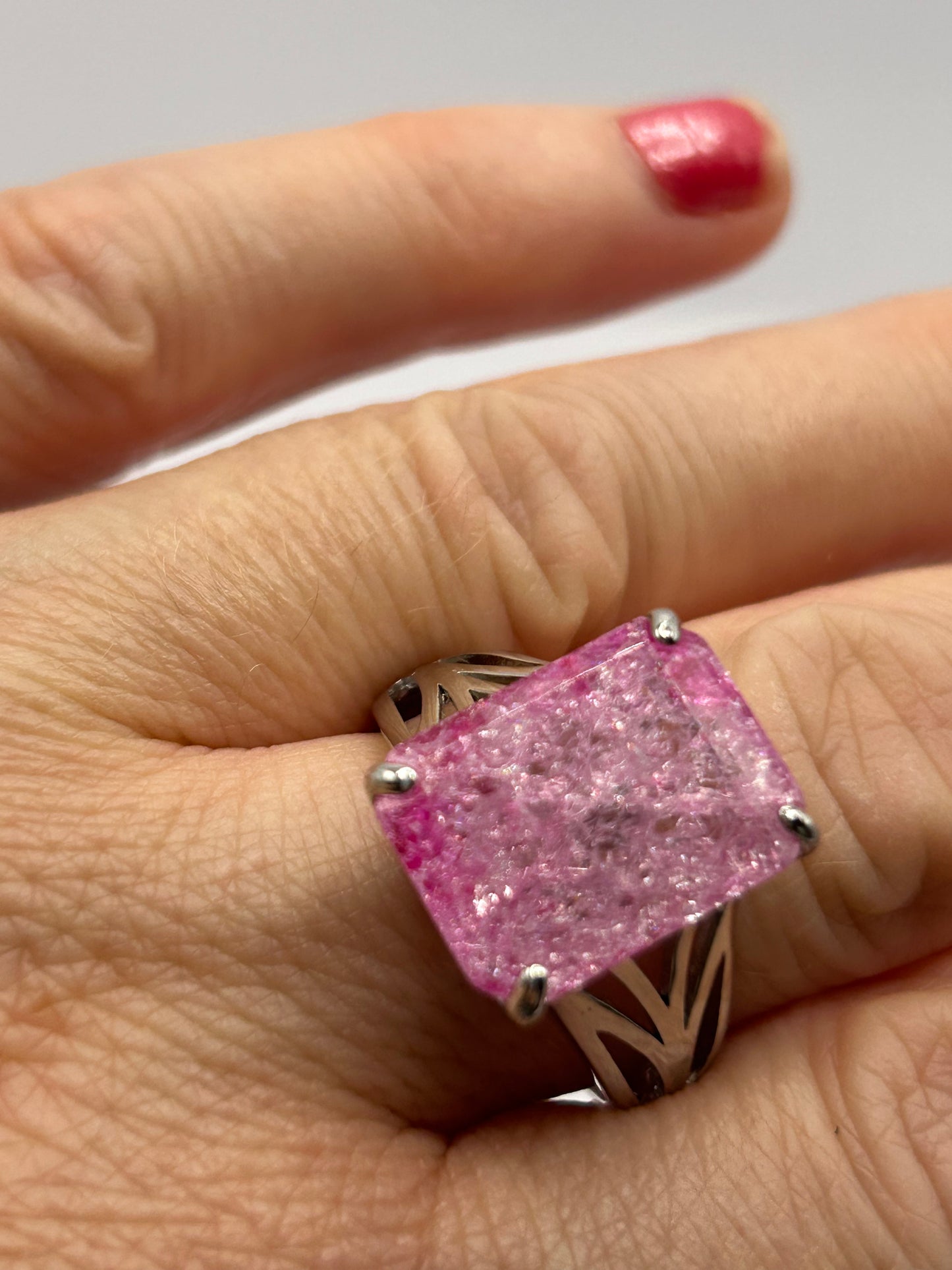 Sterling Silver Pink Crackled Quartz Ring - Size T 1/2 - With Certificate