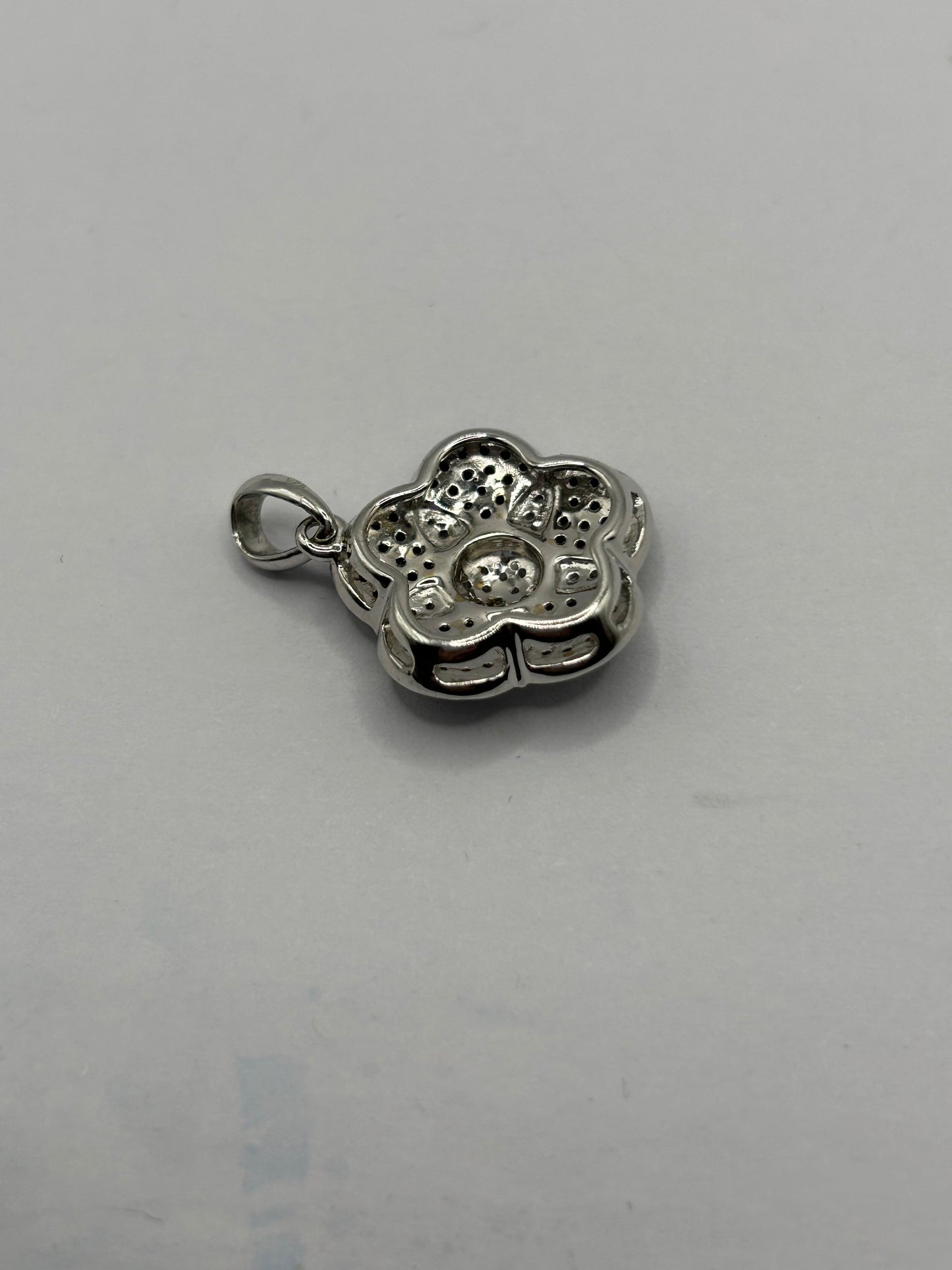 Sparkling 2.36ct Black Spinel & White Zircon Sterling Silver Flower Pendant (3.86g)