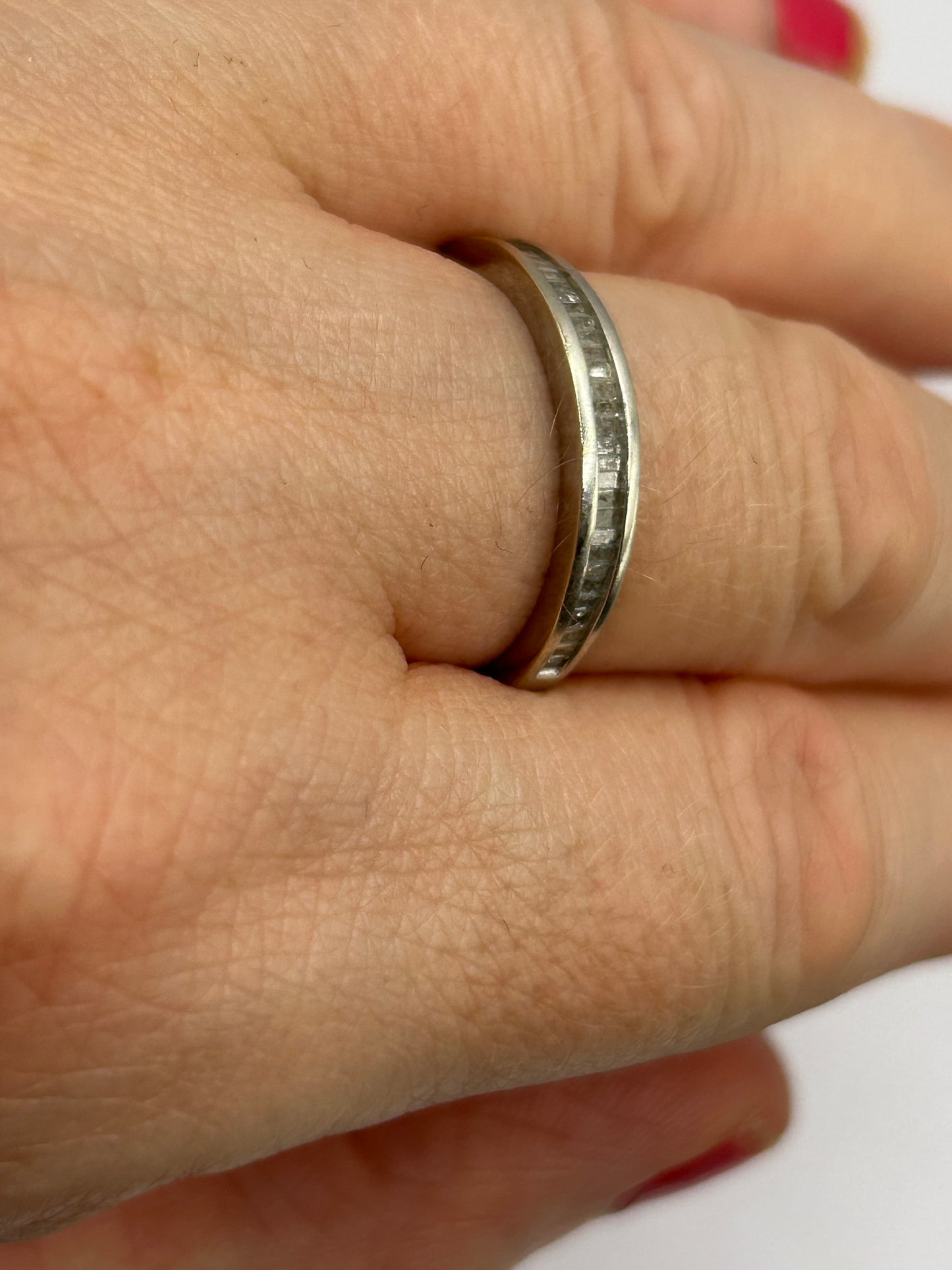 Sparkling 9ct Gold Baguette Diamond Eternity/Stacking Ring - 0.25ct With Certificate of Authenticity