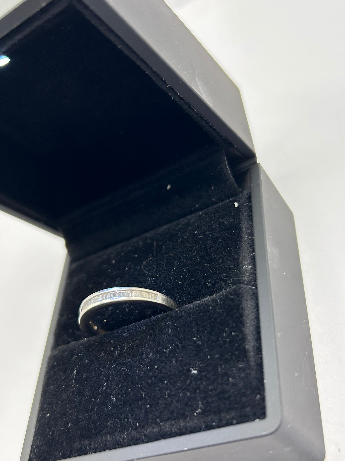 Sparkling 9ct Gold Baguette Diamond Eternity/Stacking Ring - 0.25ct With Certificate of Authenticity