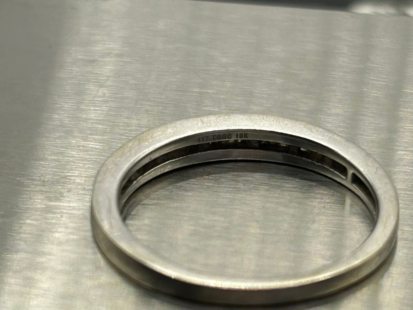 Sparkling 9ct Gold Baguette Diamond Eternity/Stacking Ring - 0.25ct With Certificate of Authenticity