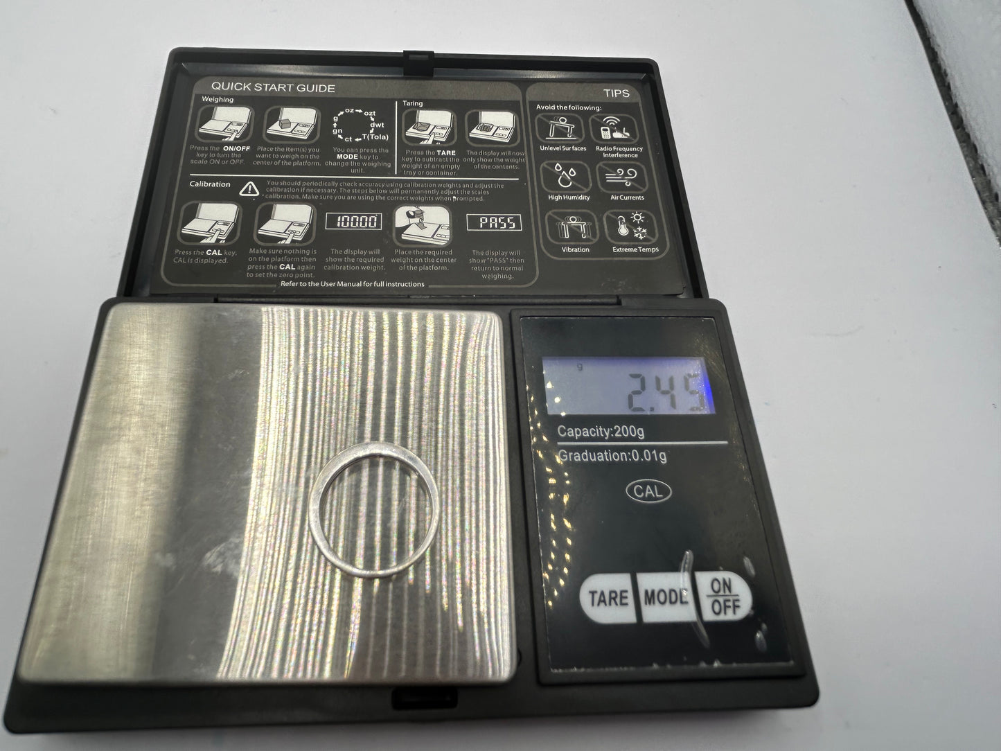 Sparkling 9ct Gold Baguette Diamond Eternity/Stacking Ring - 0.25ct With Certificate of Authenticity