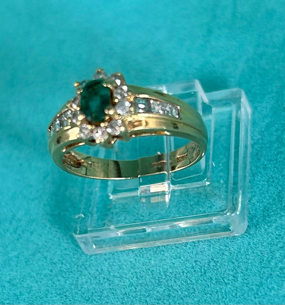 18ct Yellow Gold Emerald & Diamond Cluster Ring (3.15g) Vintage