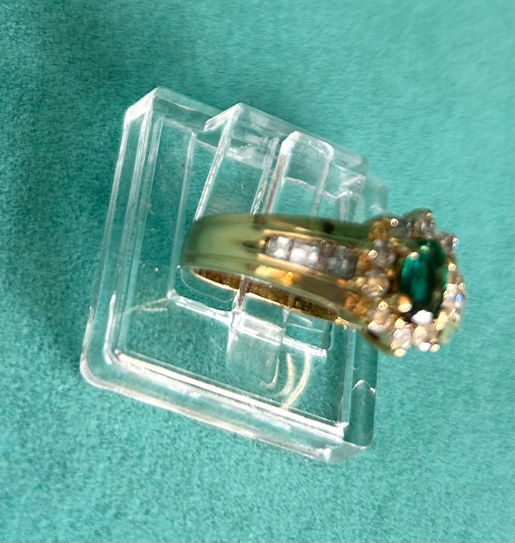 18ct Yellow Gold Emerald & Diamond Cluster Ring (3.15g) Vintage