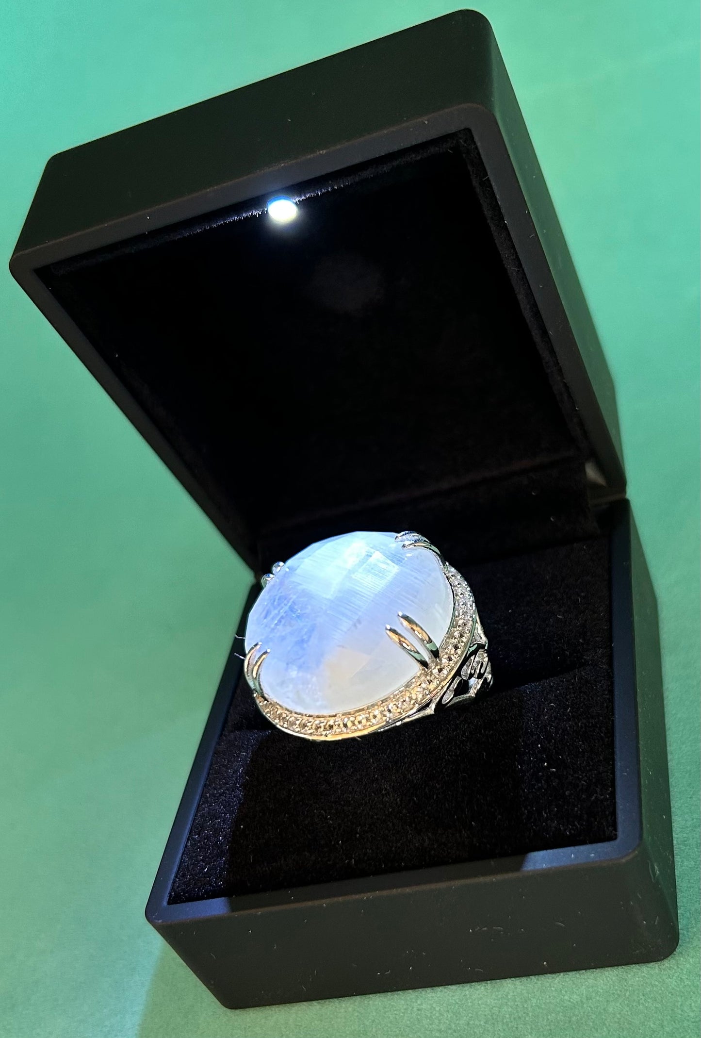 Capture the Celestial Glow: The Moonlight Ring