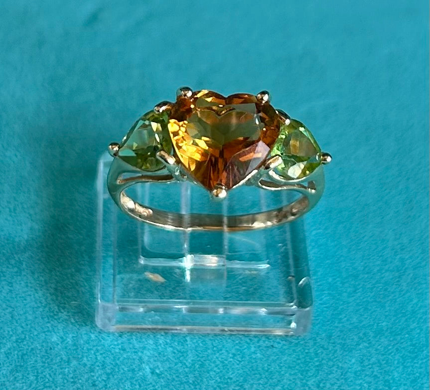 Vibrant Vintage 14k Gold Citrine & Peridot Heart Trilogy Ring 3-Stone Ring Hallmarked