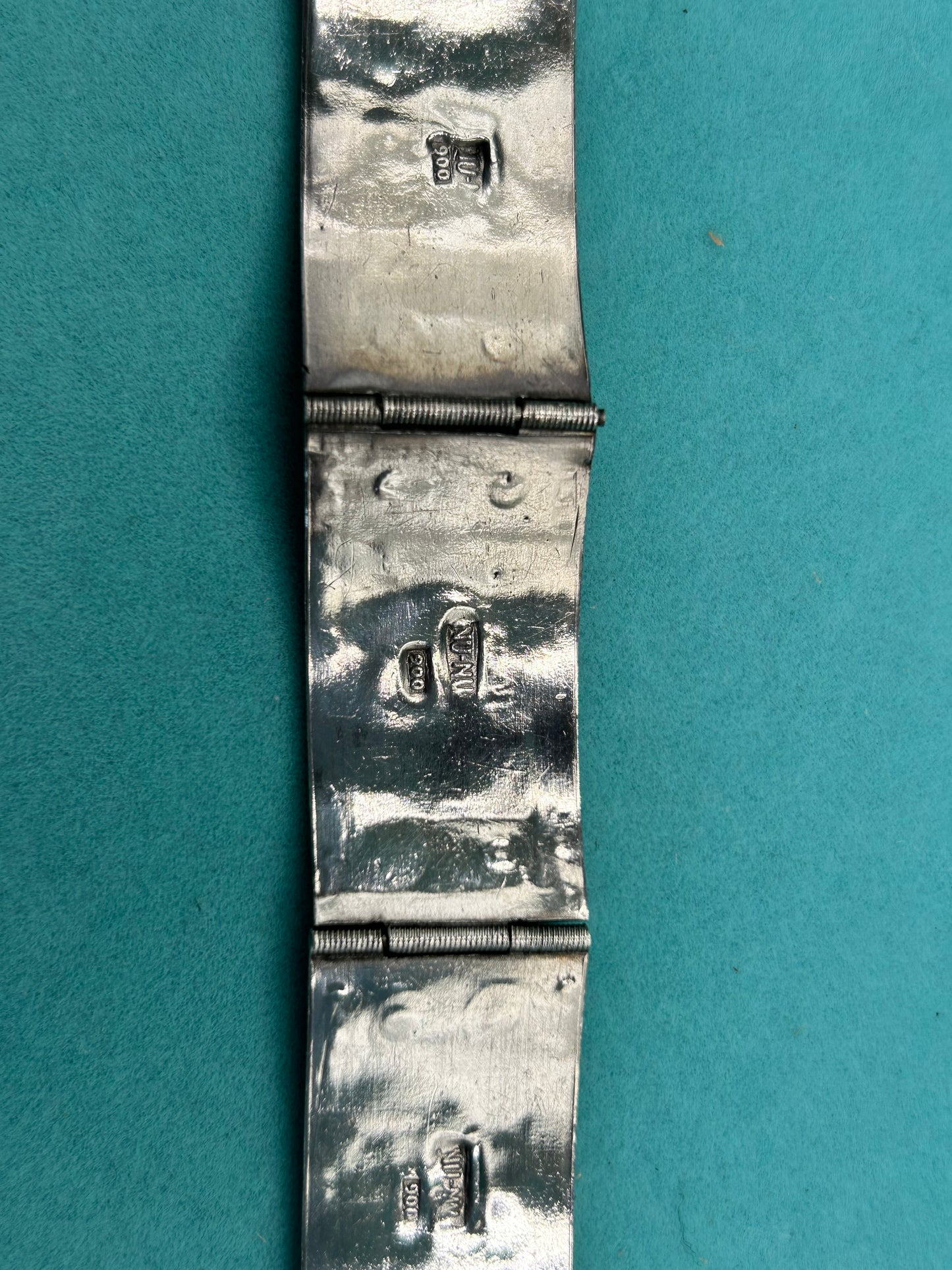 Stunning Vintage 900 Silver Turquoise Bracelet - "Nu Nu" - 29g