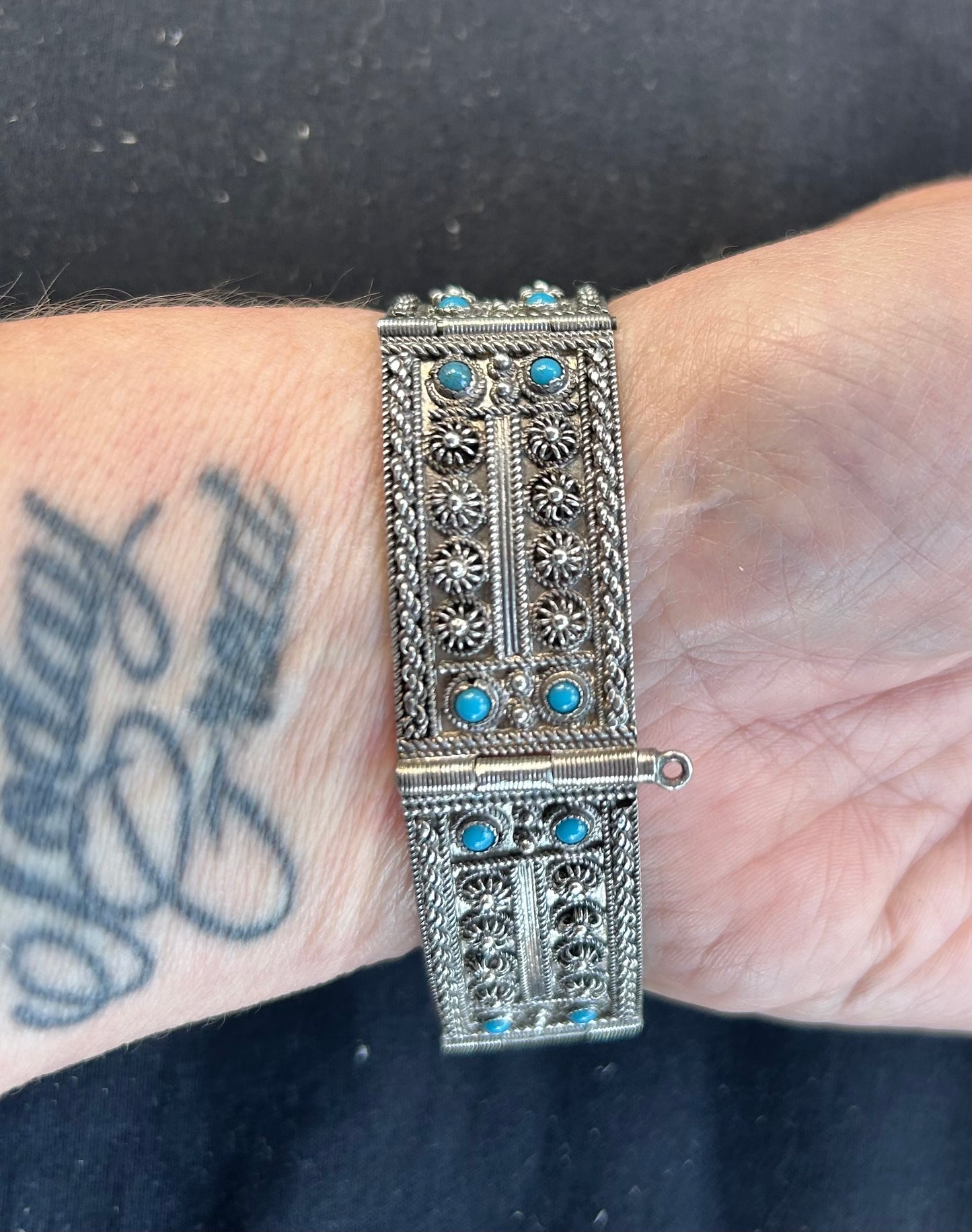 Stunning Vintage 900 Silver Turquoise Bracelet - "Nu Nu" - 29g