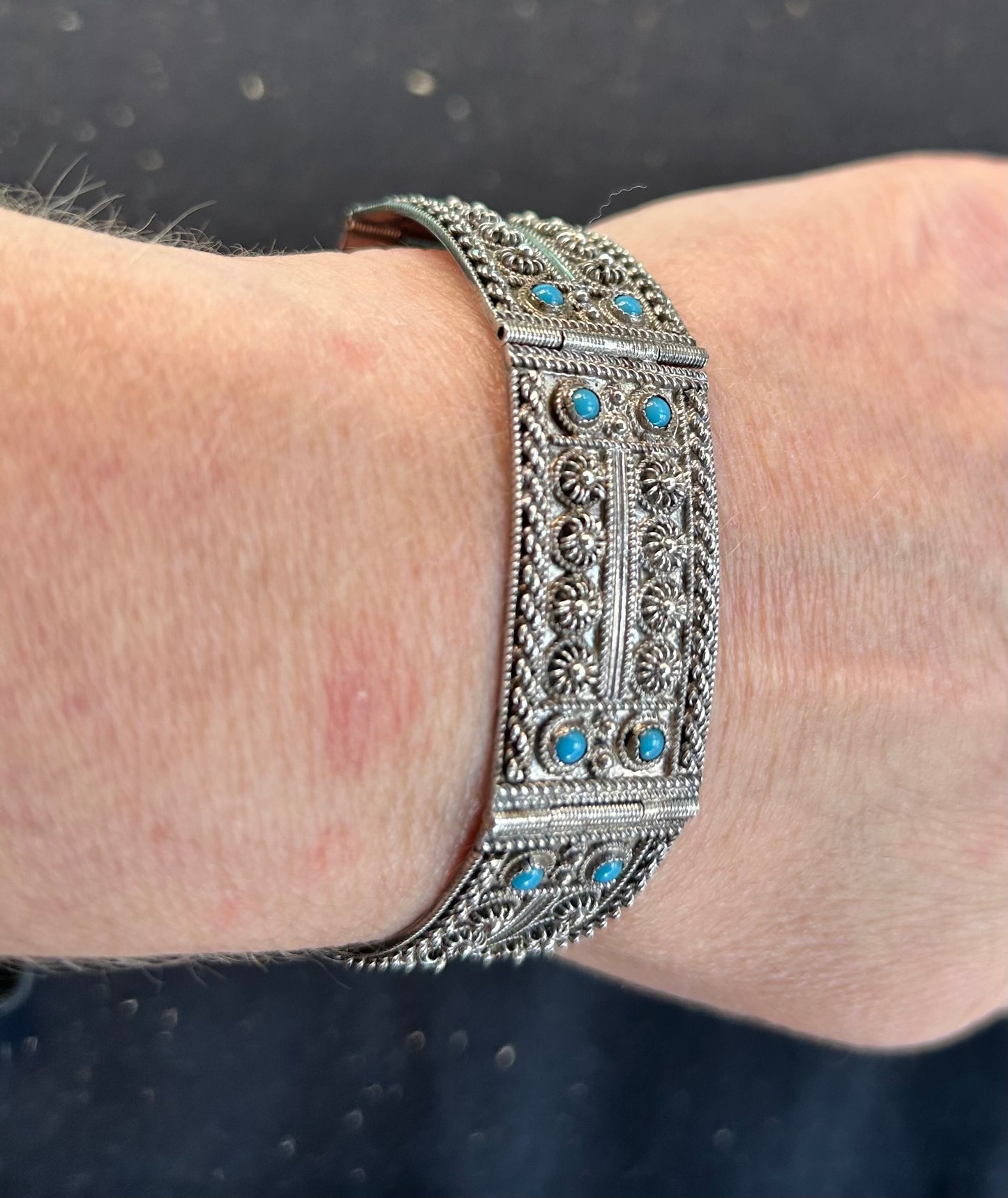 Stunning Vintage 900 Silver Turquoise Bracelet - "Nu Nu" - 29g