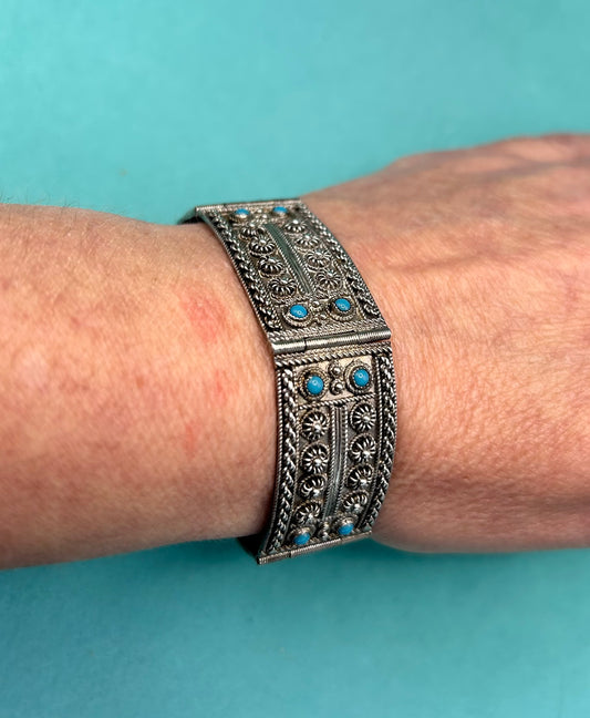 Stunning Vintage 900 Silver Turquoise Bracelet - "Nu Nu" - 29g
