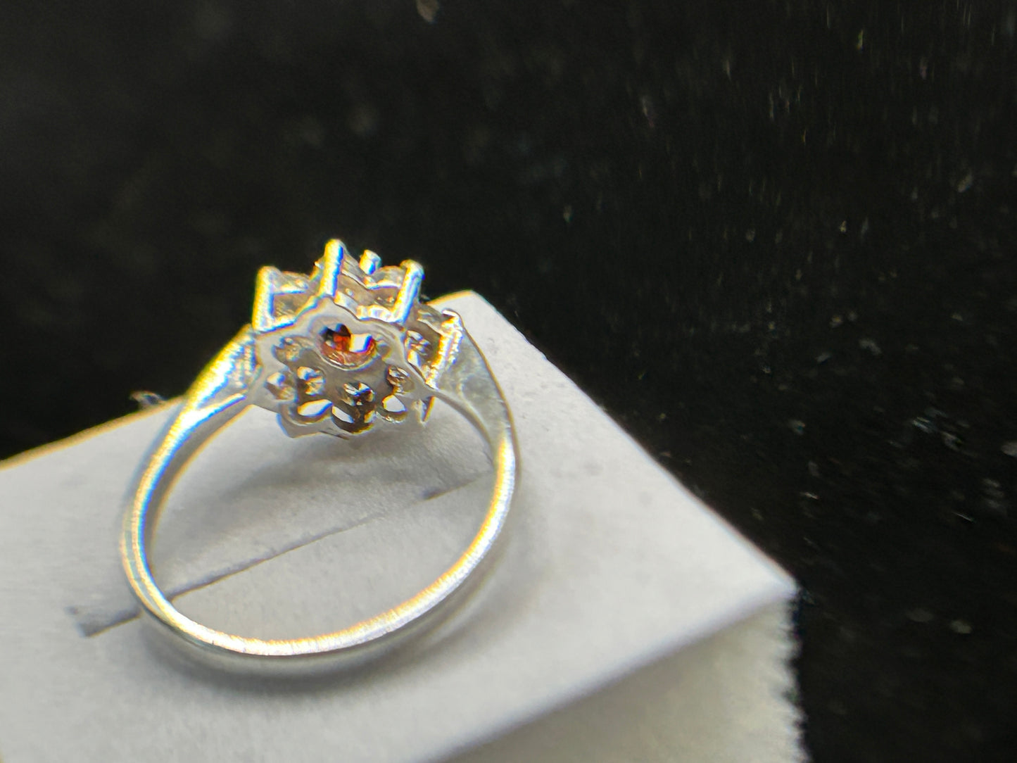 Stunning Vintage 1979 PDL Jewellery Silver Garnet Ring