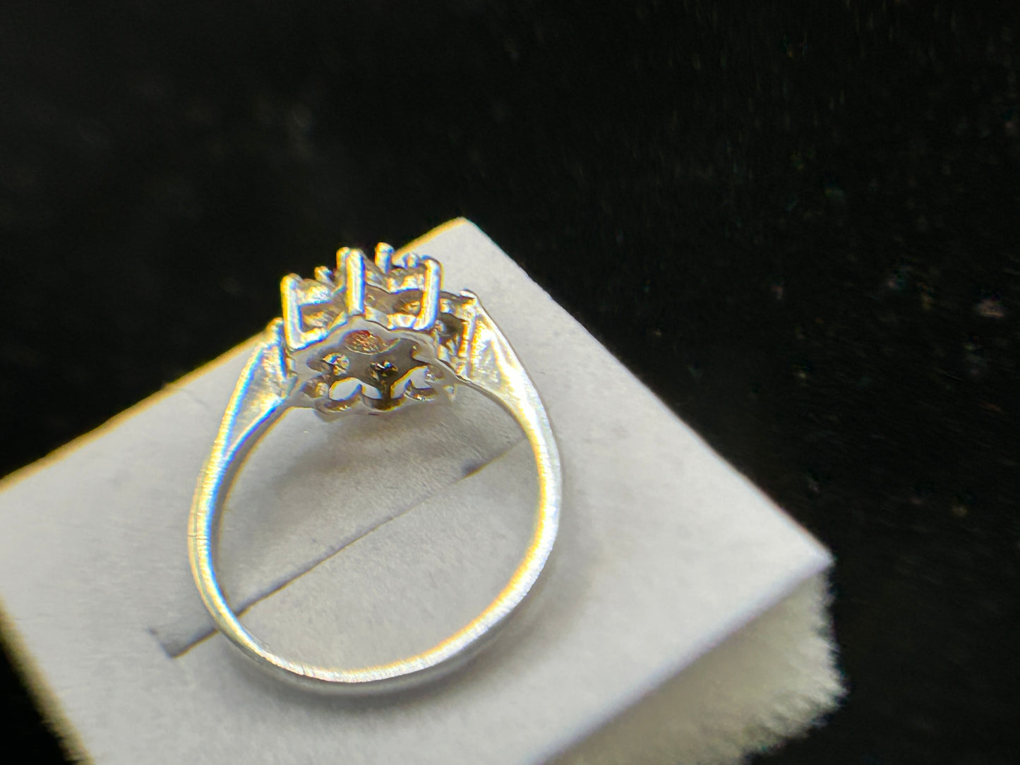 Stunning Vintage 1979 PDL Jewellery Silver Garnet Ring