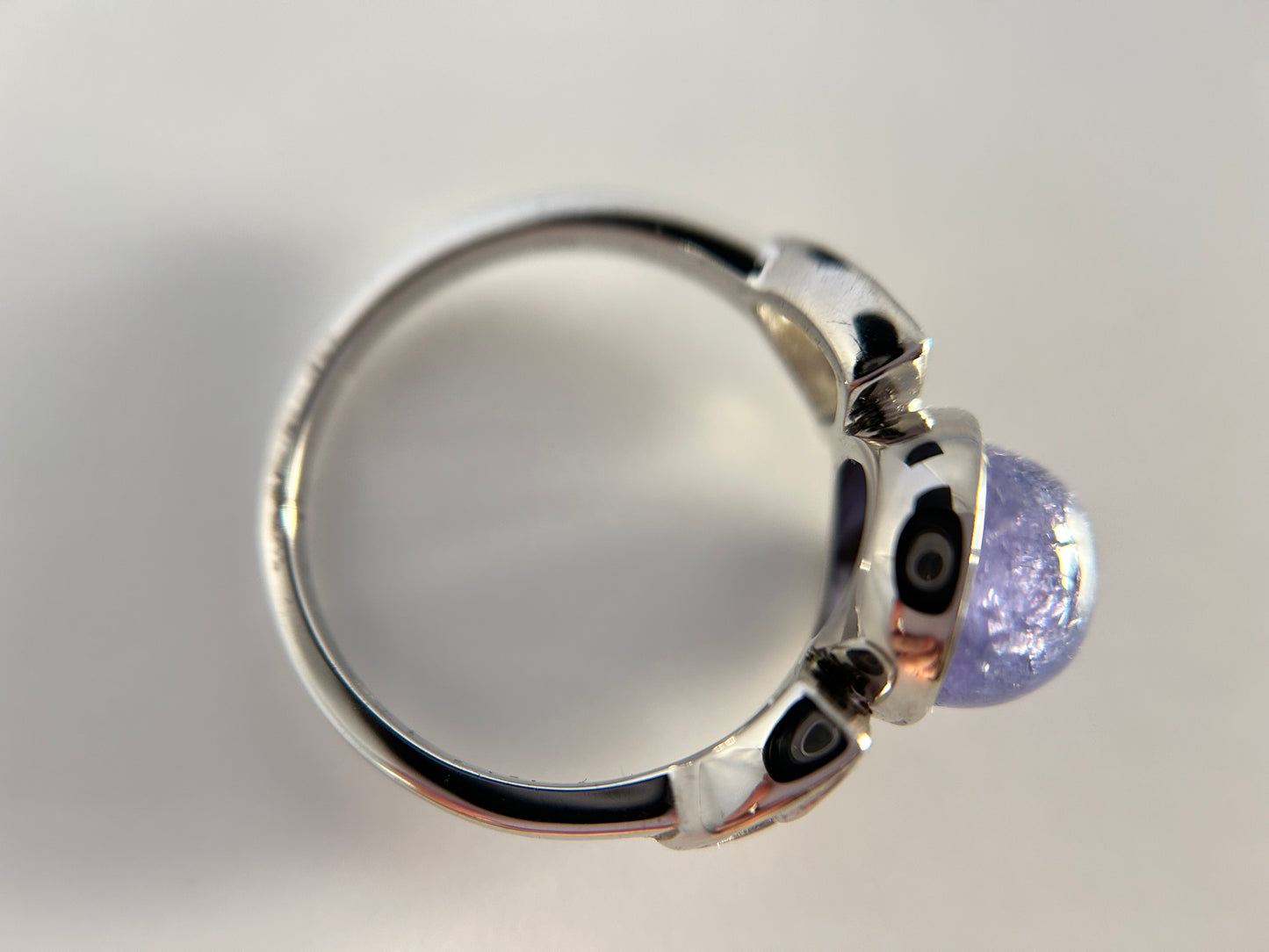 Stunning Tanzanite Cabochon 925 Silver Ring - 5.5ct & Celtic Design