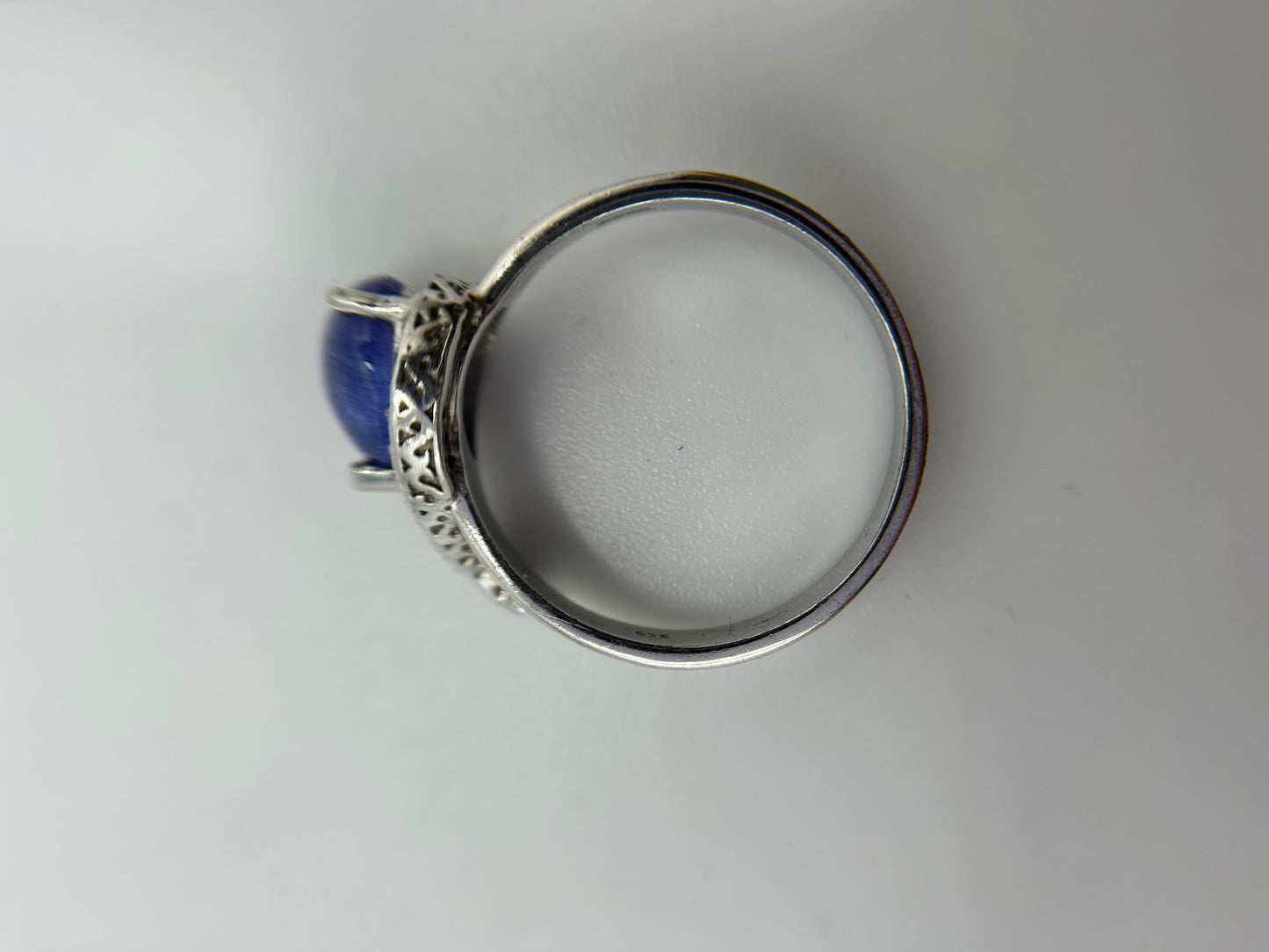 Silver Tanzanite Cabochon Ring - 5.5ct & Celtic Design - With Certificate