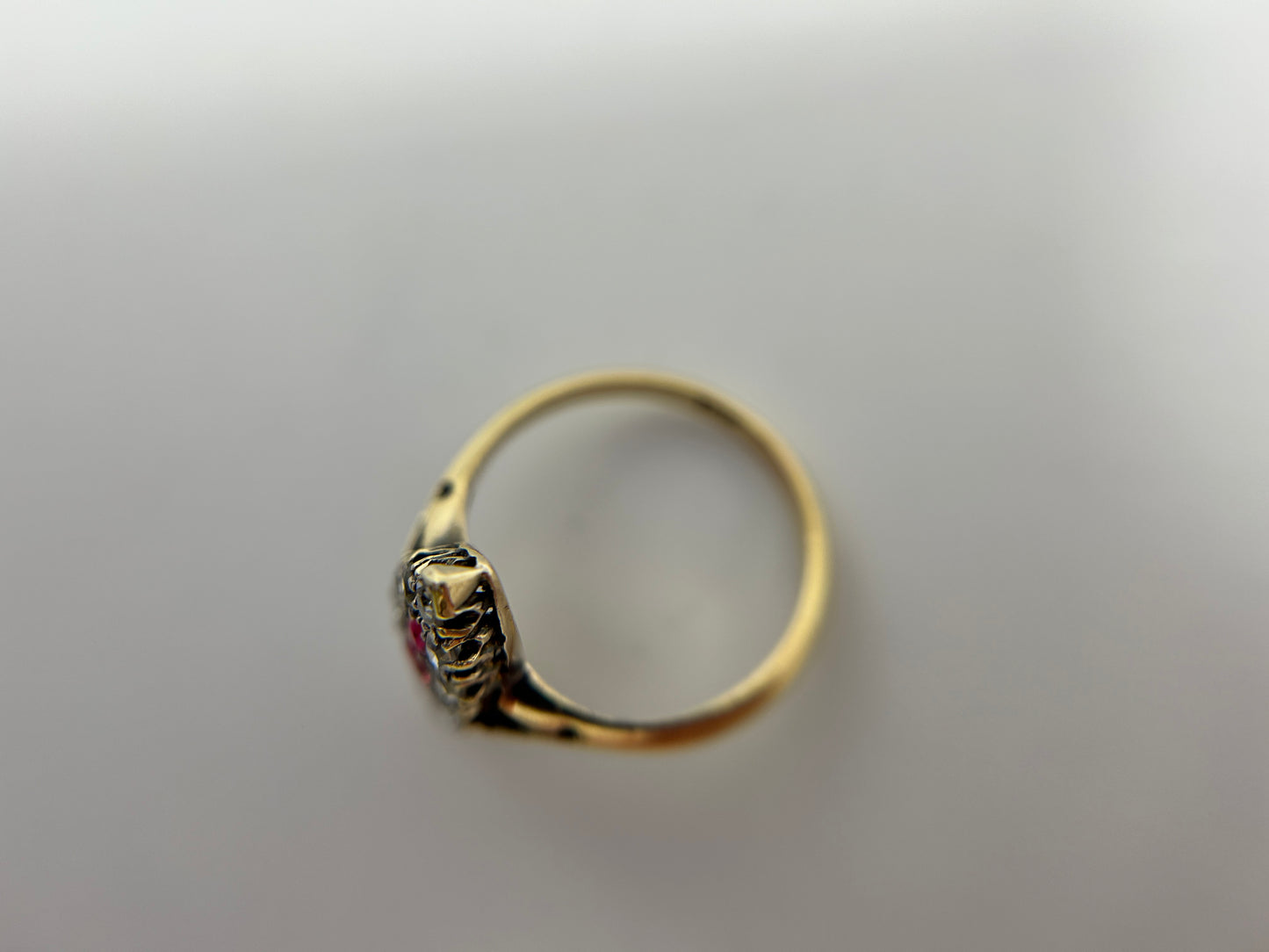 Stunning Vintage 18ct Gold Diamond & Red Spinel Marquise/Navette Cluster Ring