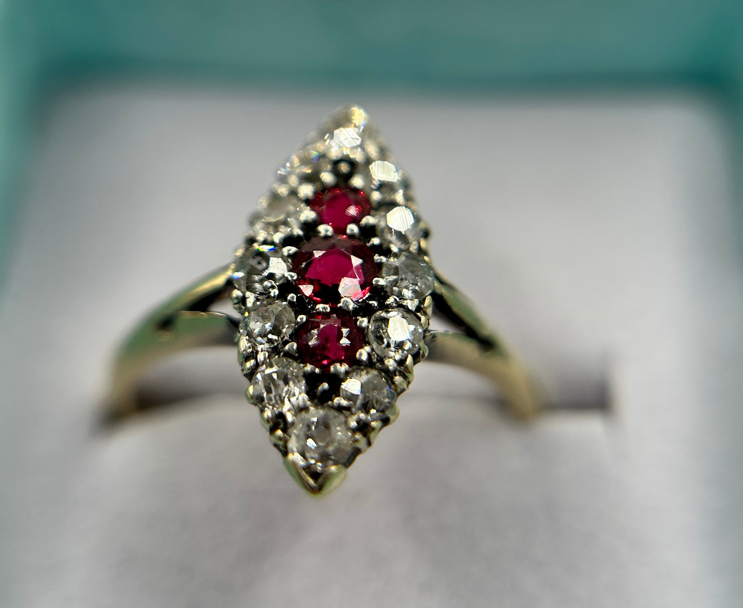 Stunning Vintage 18ct Gold Diamond & Red Spinel Marquise/Navette Cluster Ring