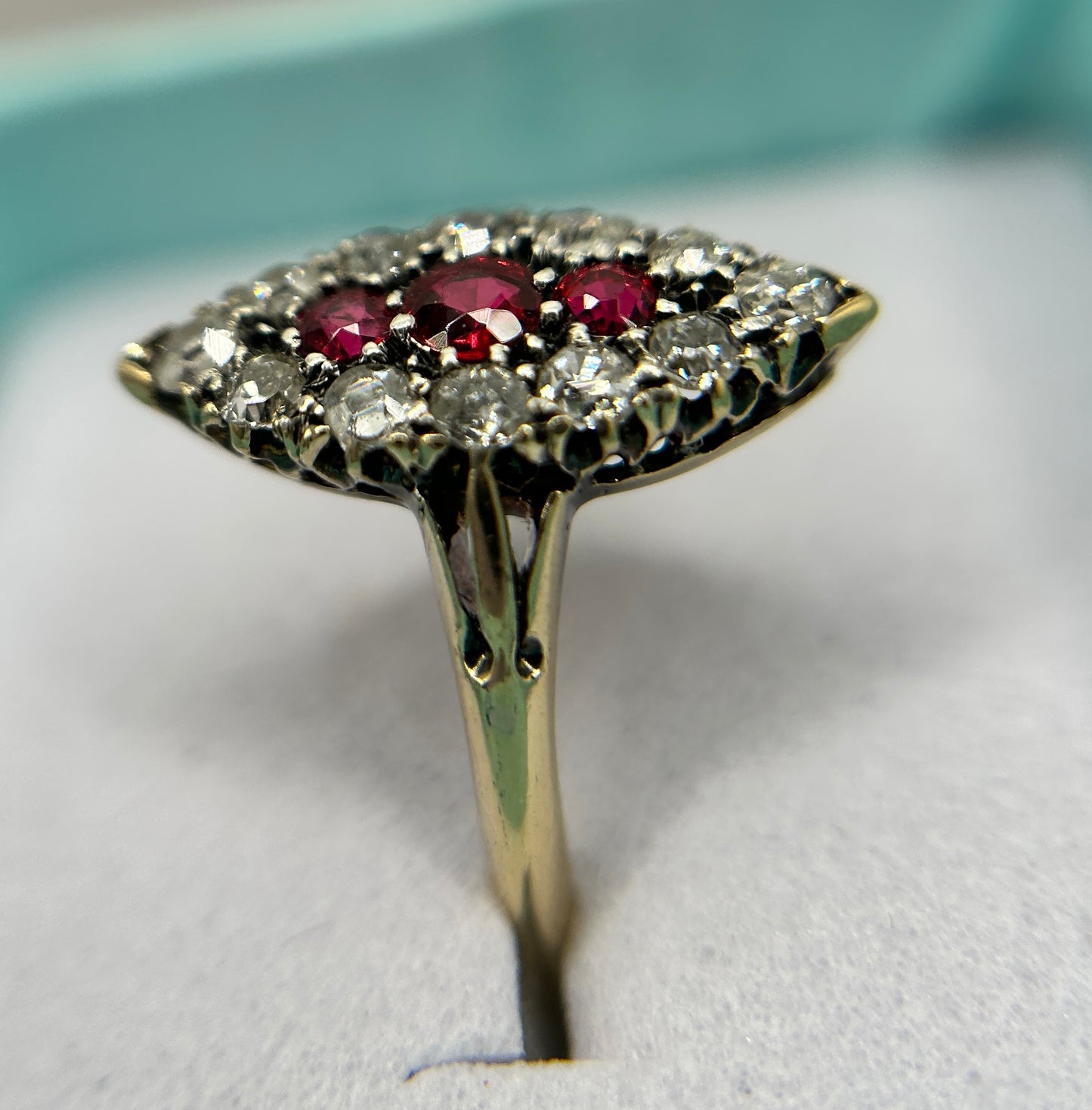 Stunning Vintage 18ct Gold Diamond & Red Spinel Marquise/Navette Cluster Ring