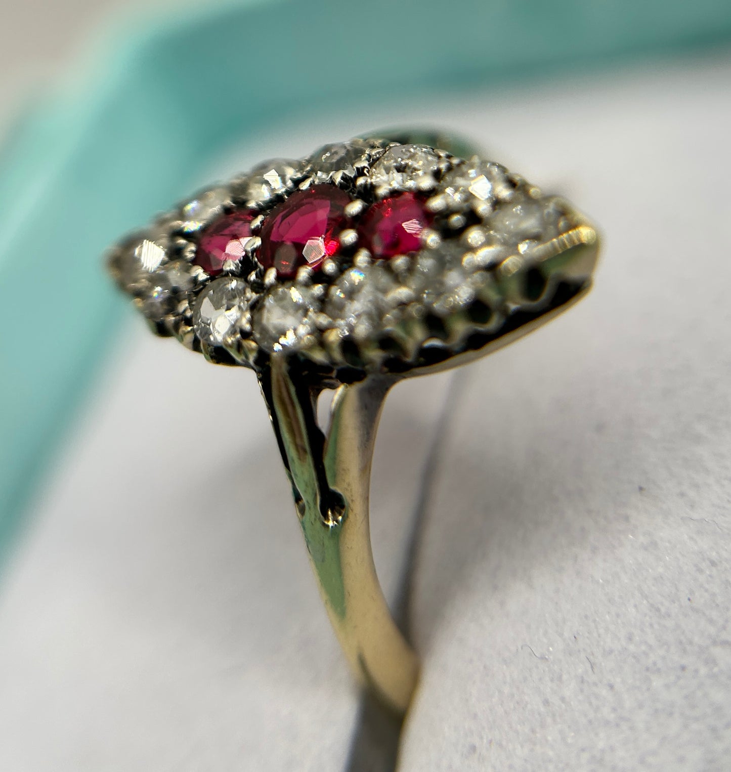 Stunning Vintage 18ct Gold Diamond & Red Spinel Marquise/Navette Cluster Ring