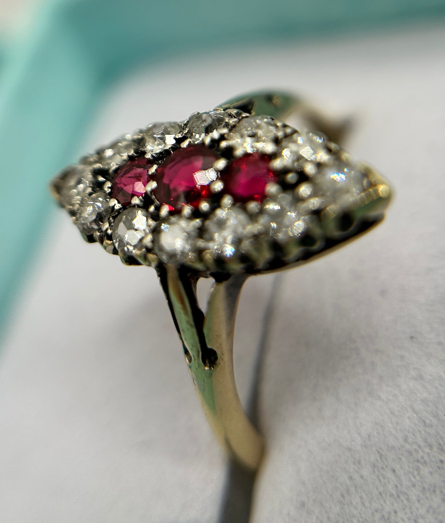 Stunning Vintage 18ct Gold Diamond & Red Spinel Marquise/Navette Cluster Ring
