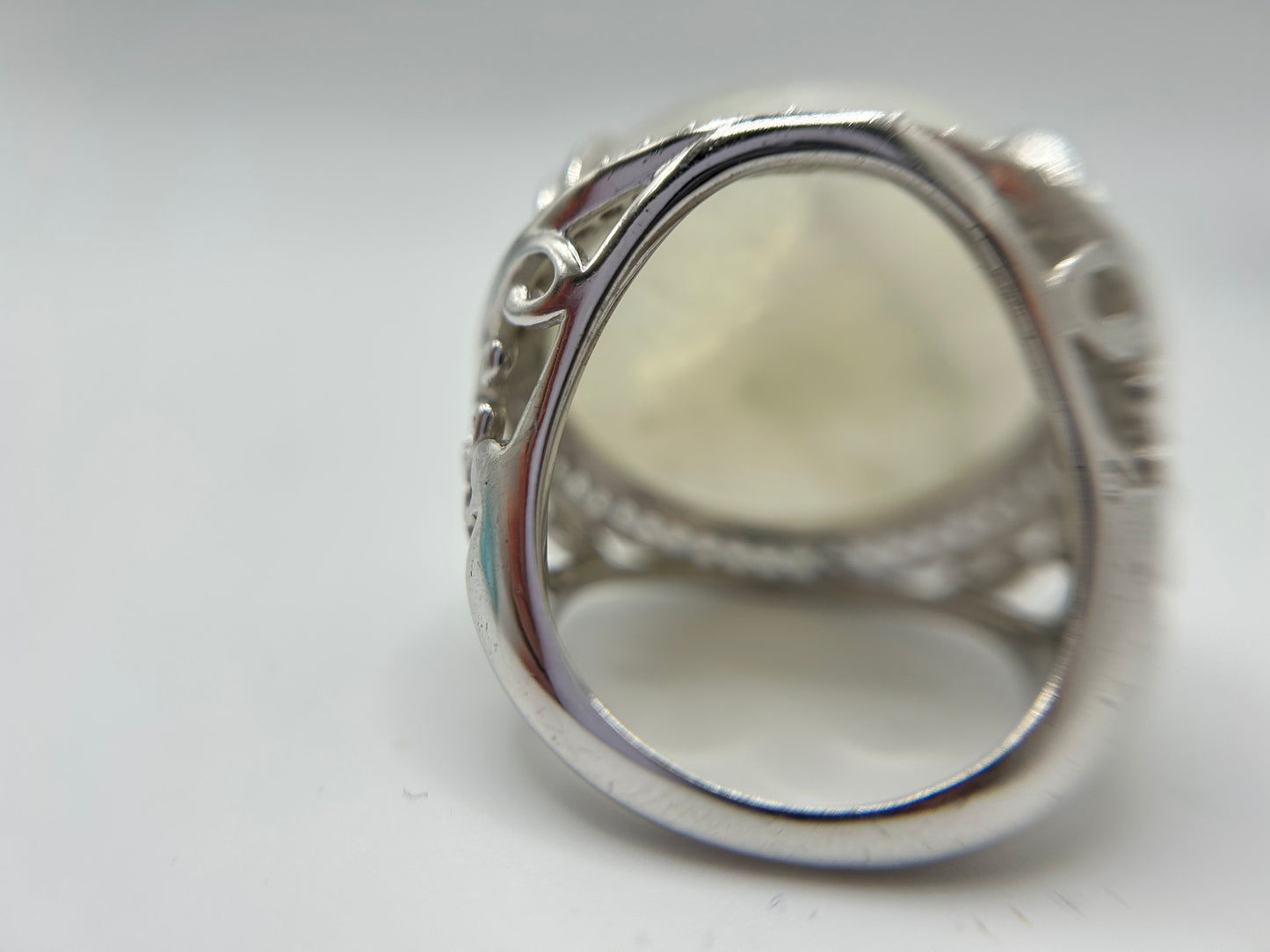 Capture the Celestial Glow: The Moonlight Ring