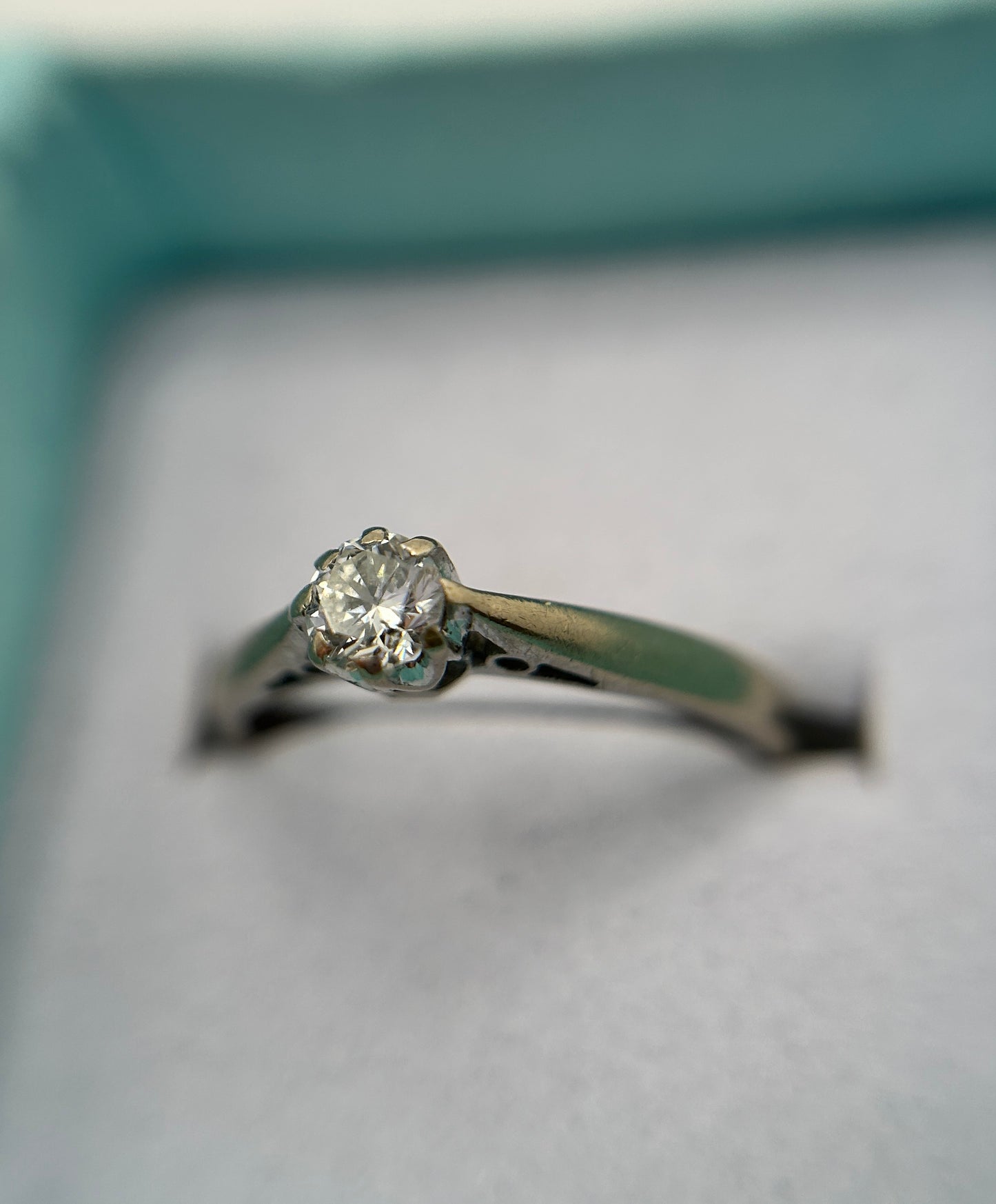 18ct White Gold Solitaire Diamond Ring (1/4ct) Size K 1/2 Hallmarked