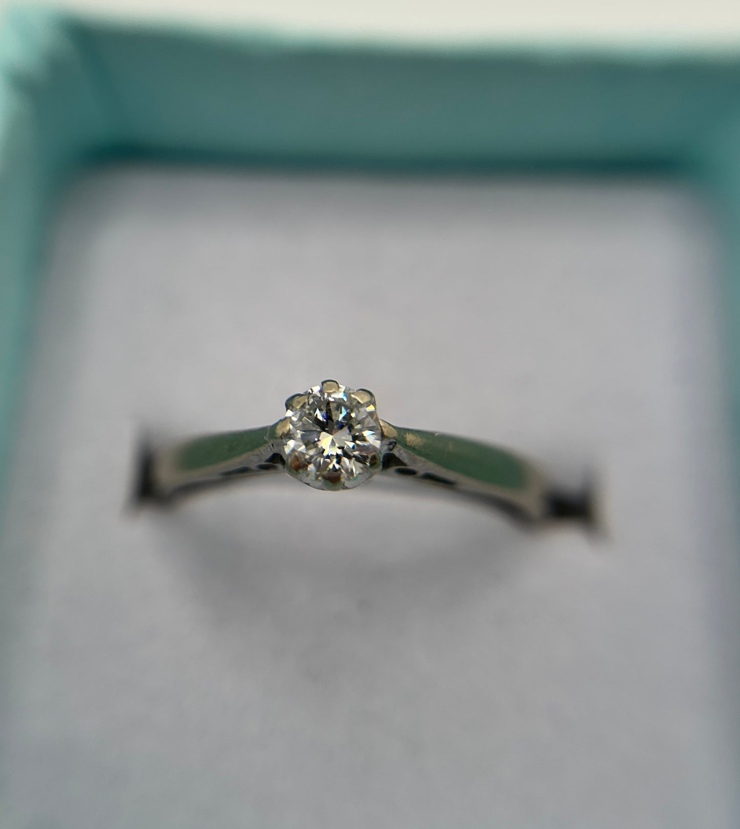 18ct White Gold Solitaire Diamond Ring (1/4ct) Size K 1/2 Hallmarked