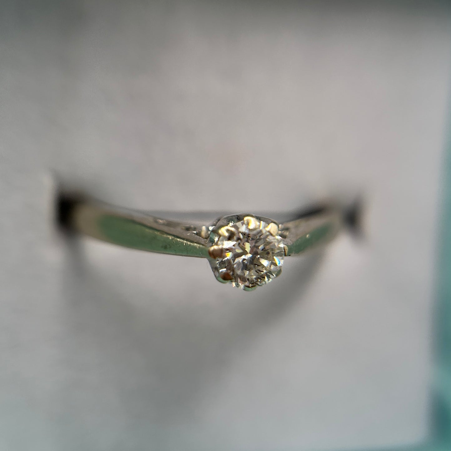 18ct White Gold Solitaire Diamond Ring (1/4ct) Size K 1/2 Hallmarked