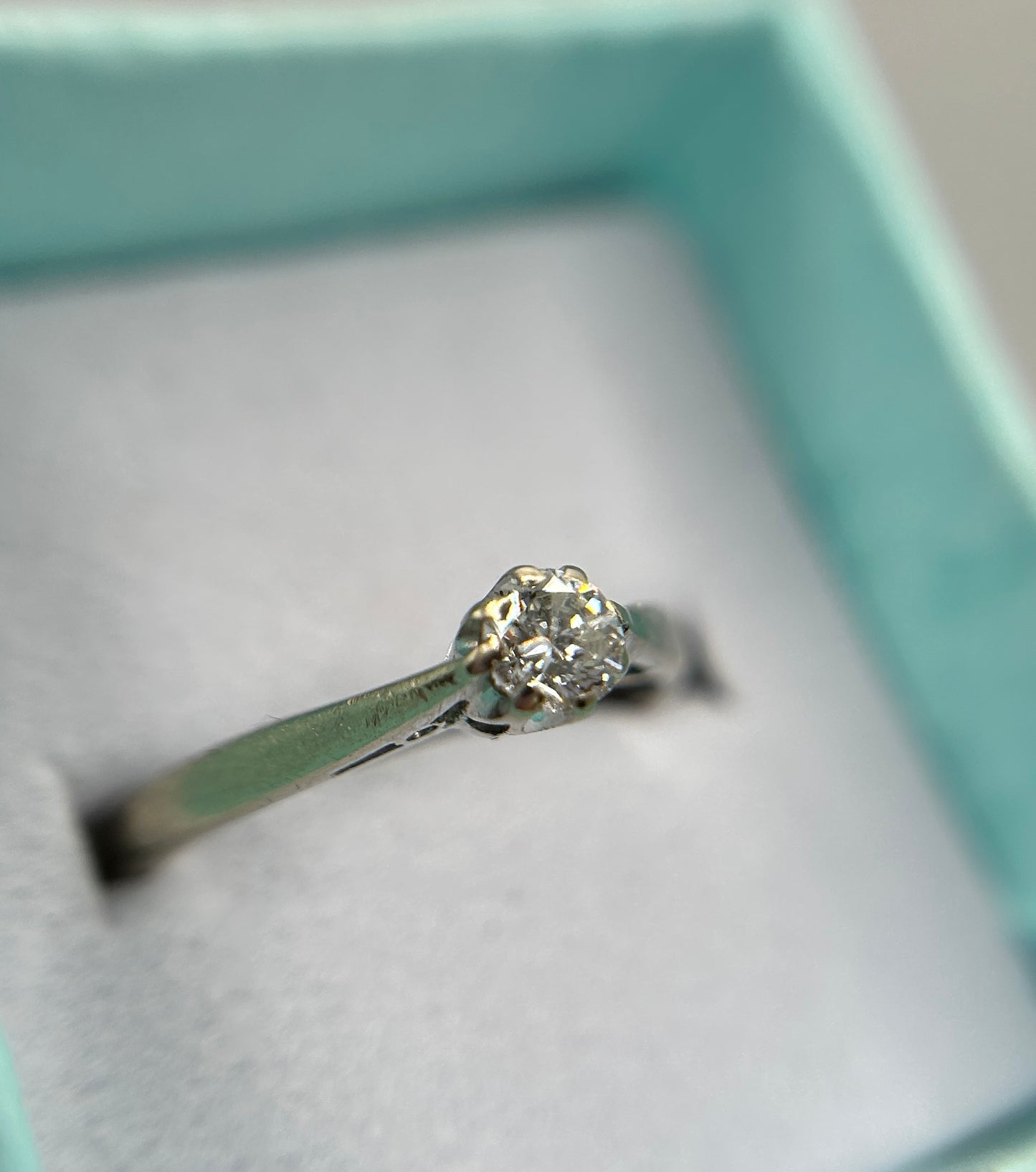 18ct White Gold Solitaire Diamond Ring (1/4ct) Size K 1/2 Hallmarked