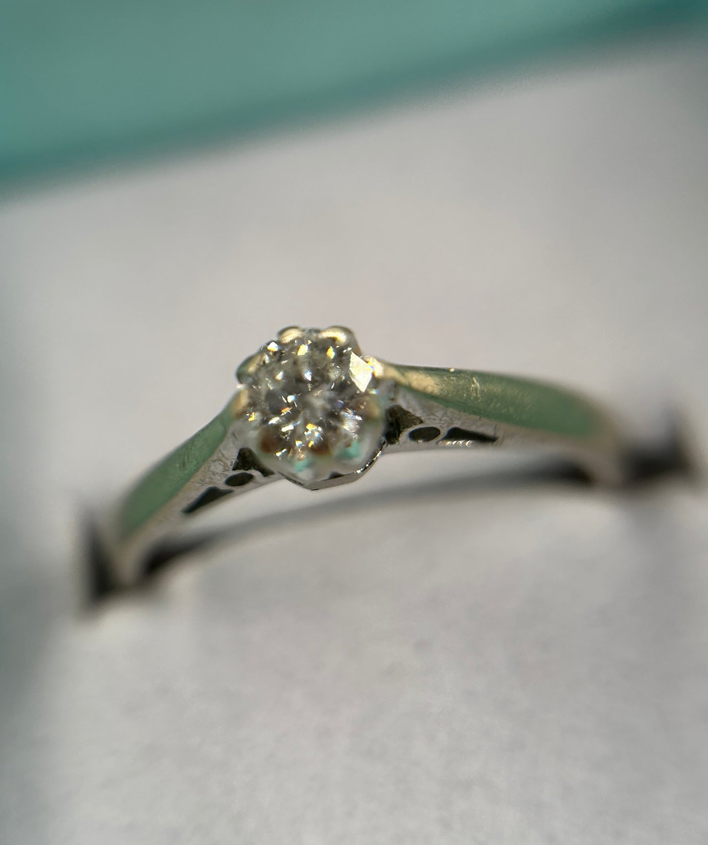 18ct White Gold Solitaire Diamond Ring (1/4ct) Size K 1/2 Hallmarked